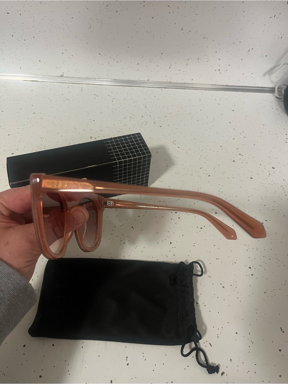 DIFF Eyewear Gjelina sunglasses - Picture 2 of 5